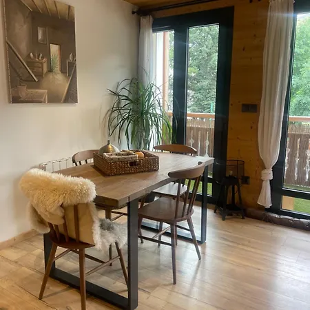 Les Cimes Apartment *